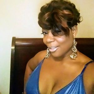 Meet your Posher, Shanta